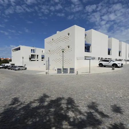 Private Pool 3Br Family Apt W- Gym, Near Ria Formosa * 塔维拉