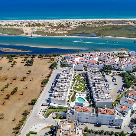 公寓 Private Pool 3Br Family Apt W- Gym, Near Ria Formosa 塔维拉