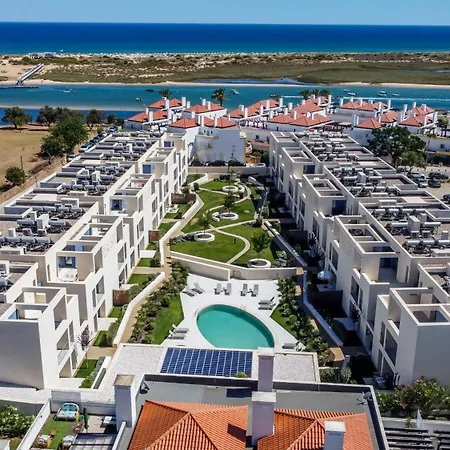 Apartamento Private Pool 3br Family W- Gym, Near Ria Formosa *